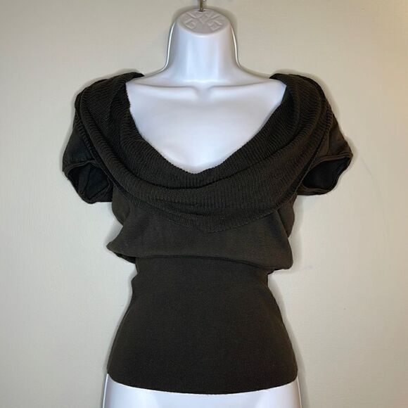 EXPRESS Short Sleeve Low Cowl Neck Sweater - Picture 2 of 9